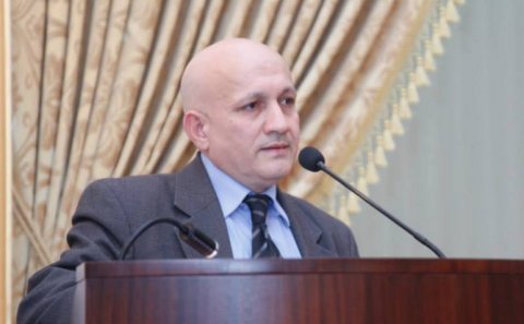 Tarixçi alim Prezidentə SƏSLƏNDİ:  “Azərbaycan tarixi”i sıradan çıxarılır