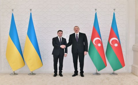 İlham Əliyev Zelenskiyə məktub yazdı