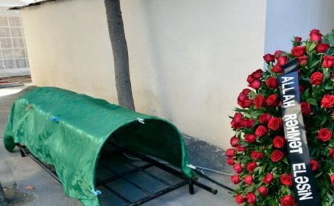 Müdafiə Nazirliyinin yüksək vəzifəli şəxsi dünyasını DƏYİŞDİ - FOTOLAR