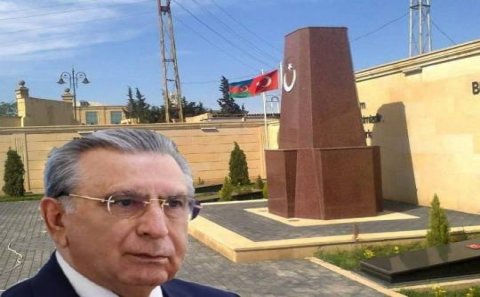 Salyanda pambıq zavodunun həyətində Rəsulzadənin heykəlinin qapalı qalmasına Ramiz Mehdiyev səbəb olub- İttiham...
