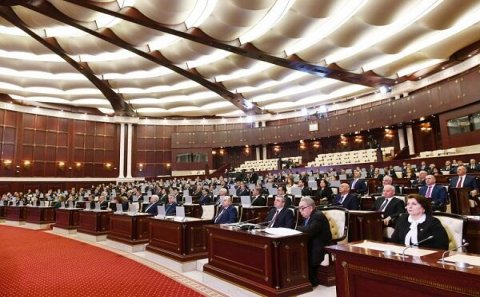 Milli Məclis tarixində ilk