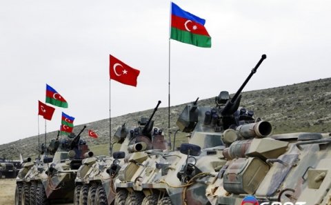 İrəvan təşvişdə: 3 milyonluq türk ordusu Qarabağa girəcək