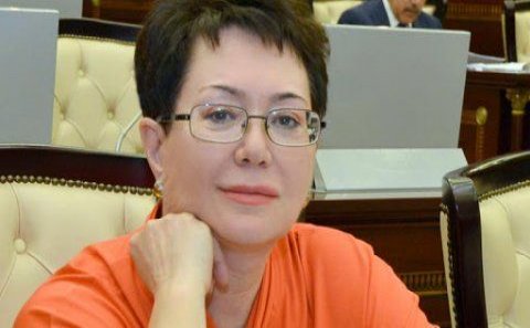 “Əfv alveri” ilə məşğul olan keçmiş deputat kimdir? — Şübhəlilərin SİYAHISI