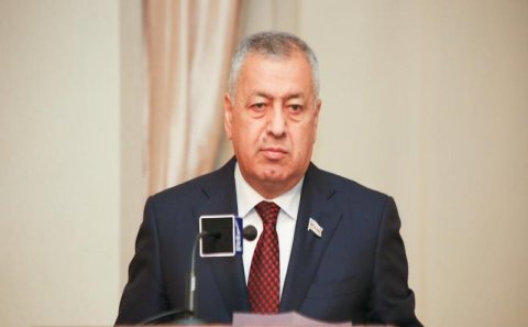 “Polad Bülbüloğlu elə bil Lavrovu əvəz edir” - Vahid Əhmədov