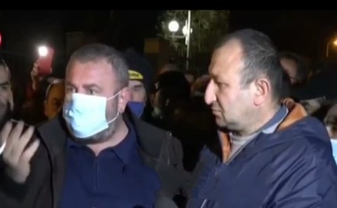 “Oğlum müharibəyə getmək istəsə başını kəsəcəm” - Erməni hərbçilərin ailələri 
