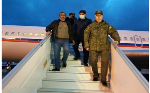 Şahbaz Quliyev və Dilqəm Əsgərov Rüstəm Muradovun müşayiətilə Bakıya gətirildi — FOTOLAR