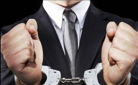 Azərbaycanda daha bir vəzifəli şəxs tutuldu