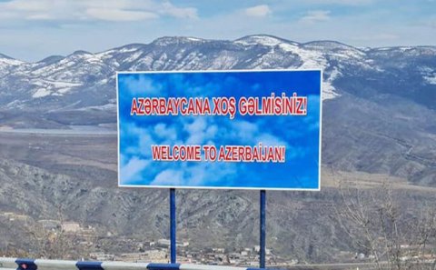 Sərhəddə yerləşdirilmiş bu lövhə erməniləri qorxuya saldı - FOTO
