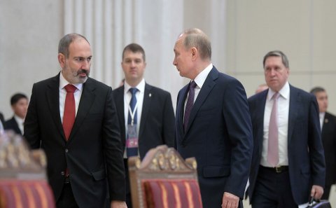 Putindən Paşinyana xəbərdarlıq: “Ermənistan yeni oyunun içində...”