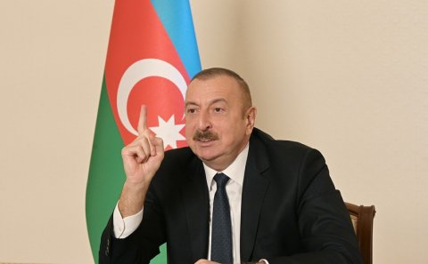 Prezidentin tarixi mətbuat konfransı: 