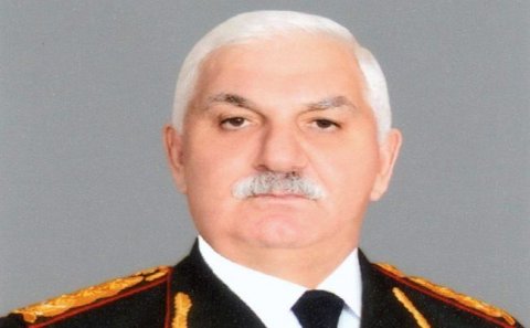 Prezident Bəylər Eyyubovu təltif etdi