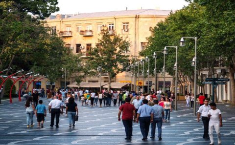 Bu şəxslər maskadan azad oluna bilər - Həkim