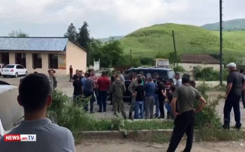 Ermənilər Qırmızı Bazarda Azərbaycan avtomobil karvanının qarşısını kəsməyə cəhd etdi?..-VİDEO