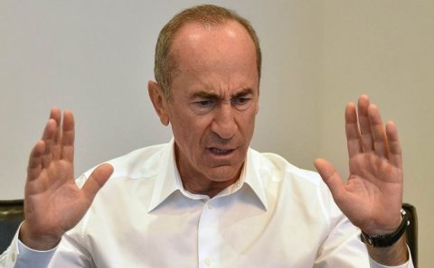 Köçəryan Azərbaycanla sərhəddəki mülki erməniləri silahlandırmağa çağırdı...