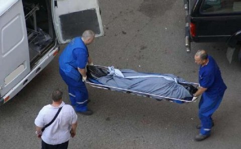 Bakıda arvad boyunbağı ilə ərini boğaraq öldürdü