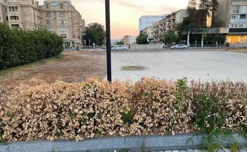 “Atatürk” parkının bərbad hissəsi: kimə satılıb? – Foto