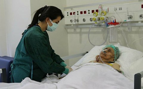 116 yaşlı qadın koronavirusdan sağaldı - FOTO