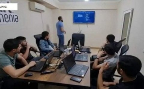 Ermənistanda Azərbaycan dili kursları yaradıldı - FOTO