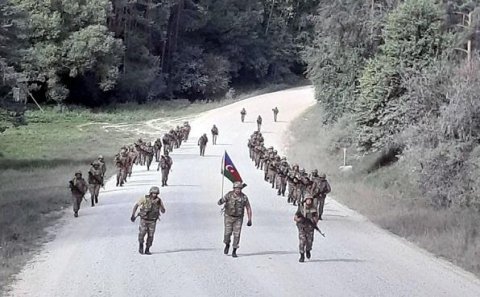 Gəncədə ardıcıl partlayış səsləri eşidildi