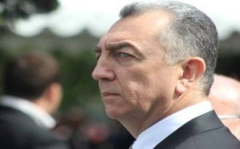 Eldar Əzizov reklam şirkətlərini çökdürür - BŞİH-dən qanunsuz addım