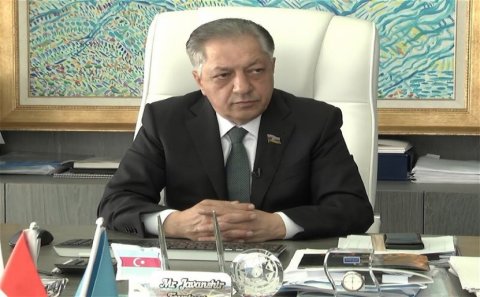 Qoca Şərqin nur mənbəyi – Nizami Gəncəvi