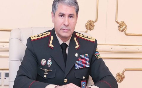 Nazir iki vəzifəli şəxsi nöqsanlara görə işdən çıxartdı