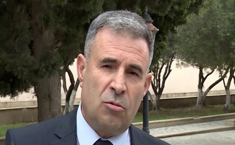 Qazilər müharibədən sonra hərbi geyimi niyə çıxarmır?