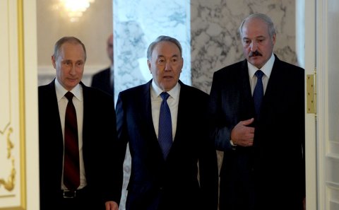  Nazarbayev ölkə rəhbəri olanda Putin kapitan rütbəsində, Lukaşenko isə kolxoz sədri idi
