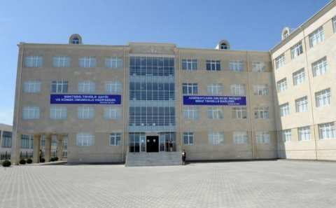 Şagird döyüldüyü üçün dərsə getmir - Məktəbdə zorakılıq