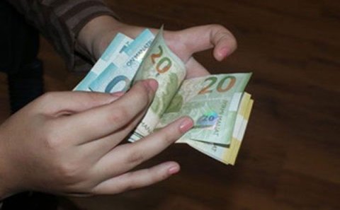 Bu şəxslərin təqaüdləri ARTIRILDI