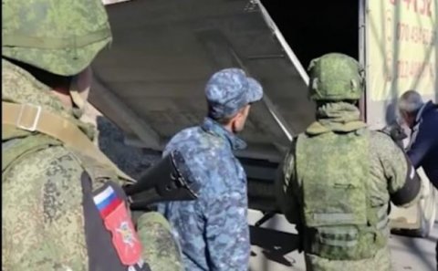 Ağdərədə yolu kəsən kimlərdir: ruslar, yoxsa ermənilər? 