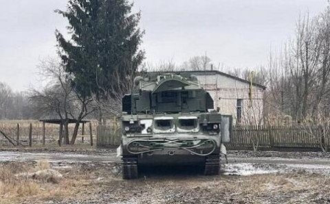 Rus hərbçiləri “Tor-M2” ZRK-nı qoyub qaçdı - Foto