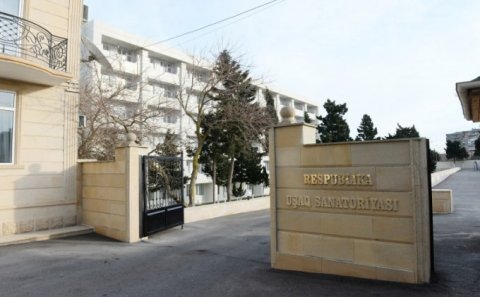 Uşaq sanatoriyasında böyük tenderlər