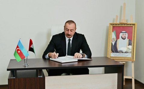 Prezident BƏƏ-nin Bakıdakı səfirliyində - FOTO