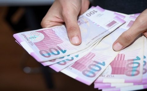 Azərbaycanda bu şəxslərə 3550 manat maaş veriləcək