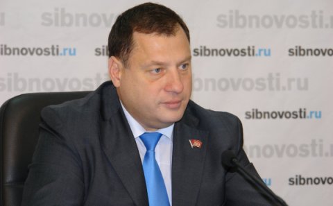 Rus deputatdan şok: ABŞ səfirliyini vurmalıyıq!