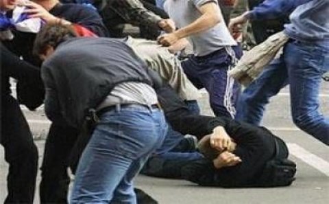 Gəncədə kütləvi dava: 1 nəfər bıçaqlandı