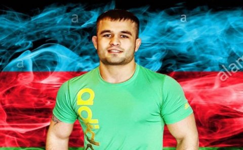 Azərbaycanda boksçu intihar edib: Toyu olacaqmış - FOTO