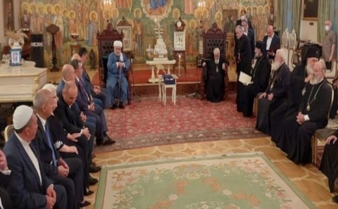 Şeyxülislam Allahşükür Paşazadə Gürcüstanın “Dostluq” ordeni ilə təltif olunub