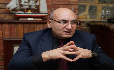Koalisiya qalmaqalı böyüyür: 