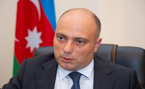 Nazirlikdə “Qarınqulu”ya ayrılan yüz minləri kimlər yeyir?