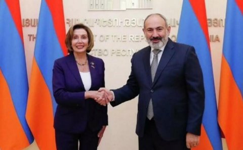 Pelosi ermənilərin farslarla savaşını niyə qabartdı?