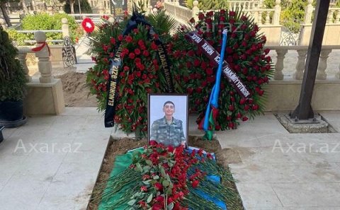 Qazimiz dəfn olundu - Foto
