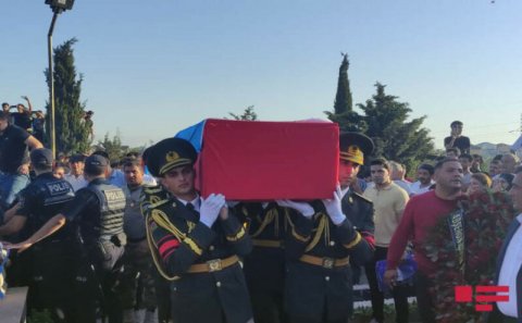Hərbi xidmətdə bədbəxt hadisə nəticəsində dünyasını dəyişən hərbçilərə şəhid statusunun verilməsi təklif edilib
