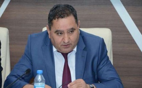 “Məktəbə aid olmayan insanlar direktor təyin olunurlar” – Deputat Etibar Əliyev