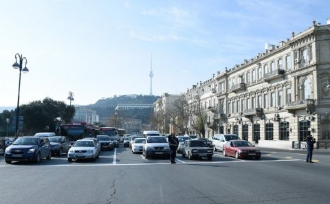 Şəhidlərimizin xatirəsi bir dəqiqəlik sükutla yad edildı 