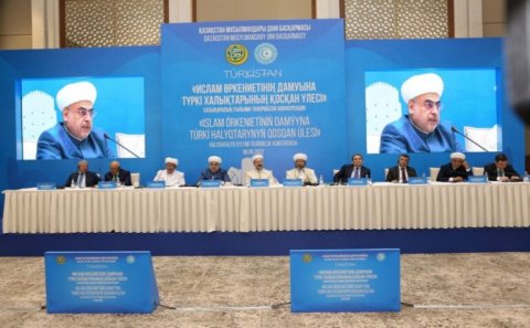 Şeyxülislamın Allahşükür Paşazadənin təklifi nə vəd edir? - Türk dövlətlərinin dini vəhdət platforması