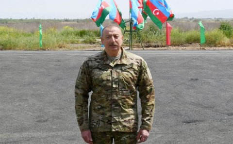 İlham Əliyev Zəngilanda ilk yaşayış binasının təməlini qoyub