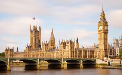 Britaniya İrana sanksiya tətbiq etdi
