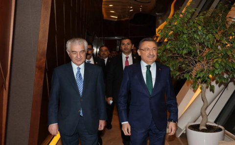 Türkiyənin vitse-prezidenti Azərbaycana gəldi - FOTO